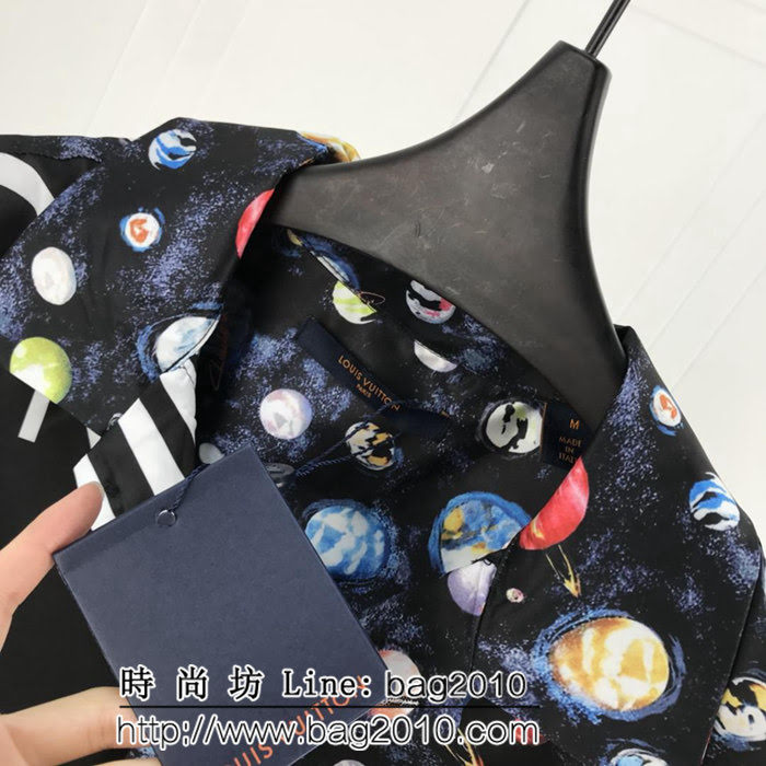 LV路易威登 19ss Galaxy星空系列 銀河行星圖案 活性印花工藝 無膠感 原版真絲混紡面料 高版本男女同款 ydi2573
